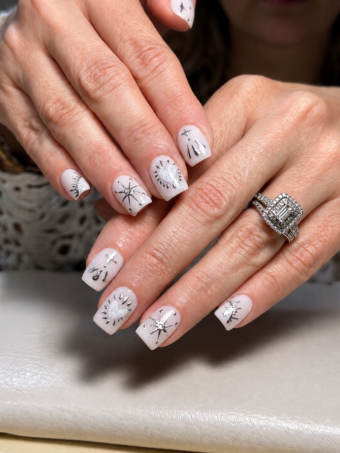 Diseño de uñas Bulé — Blanco arte